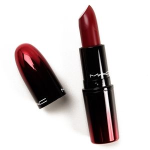 MAC Love Me Lipstick - "E for Effortless"